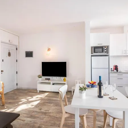 Patrick - Sunny Way By Interhome דירה